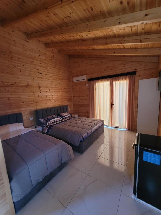 Beni Rooms Tale Lezhë Eksteriør billede